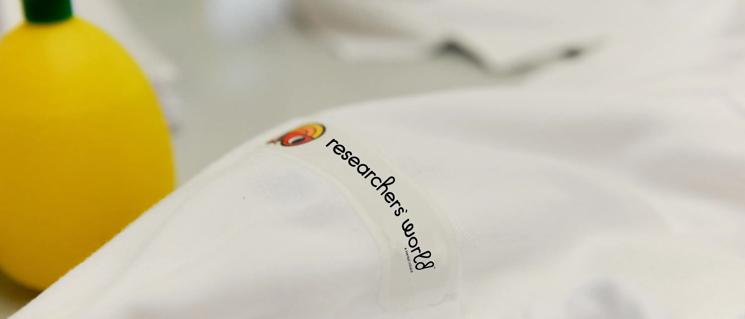 researchers-world-lab-coat