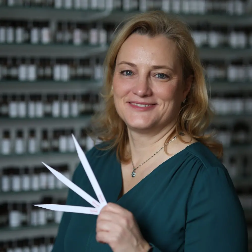 Porträt-Foto von Manuela Materne, Senior Parfümeurin bei Henkel